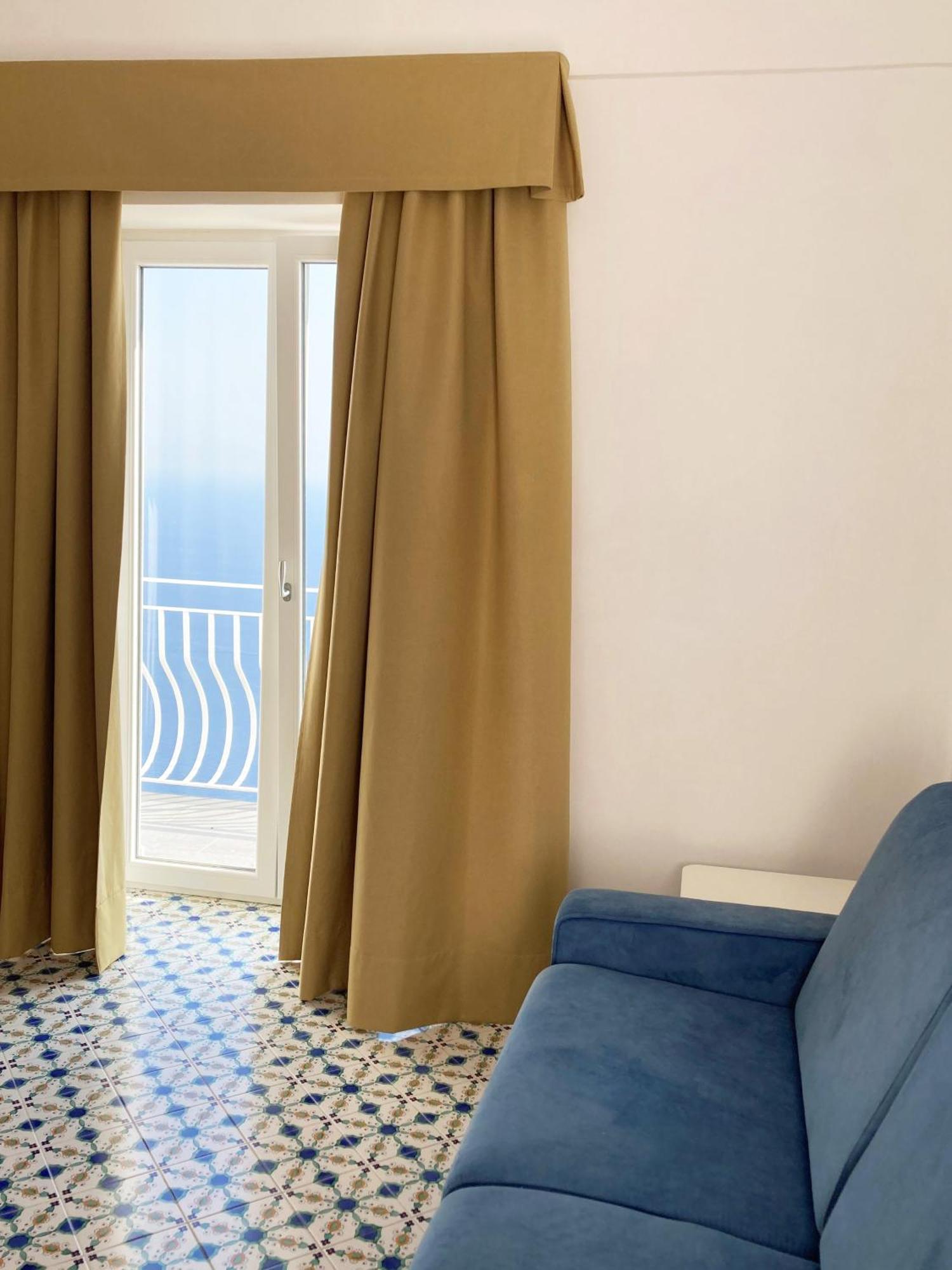 Le More Di Praiano Exterior photo