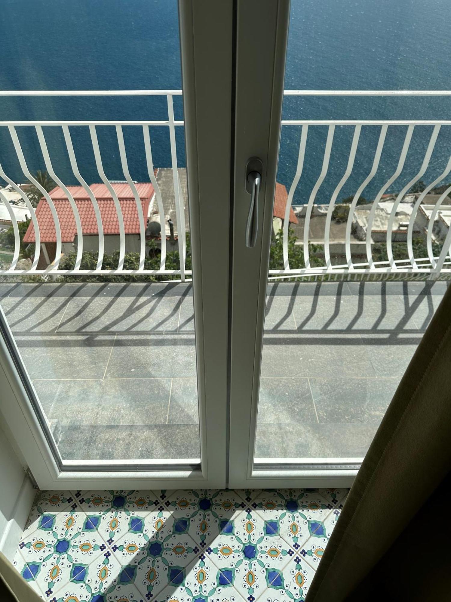 Le More Di Praiano Exterior photo