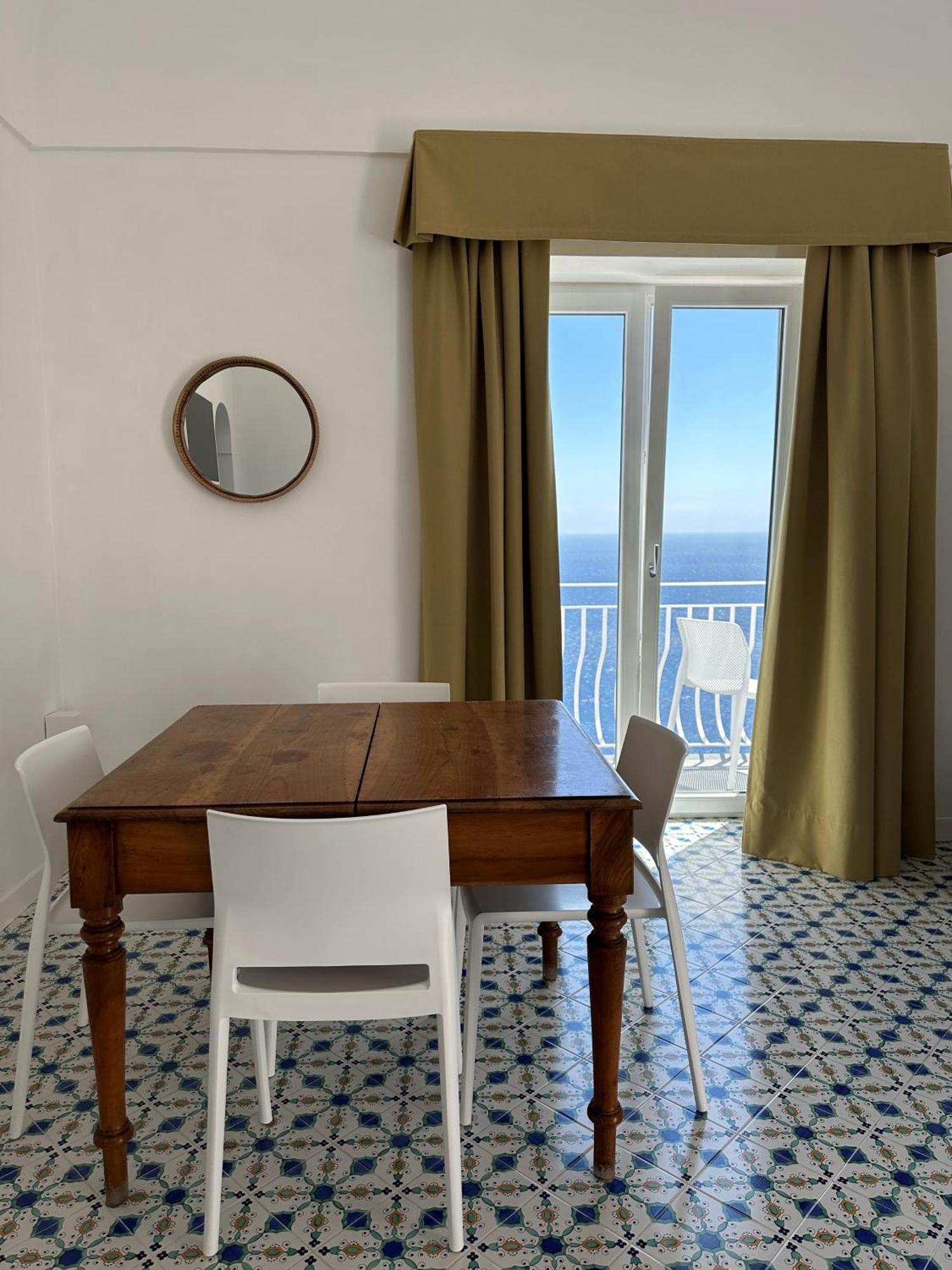 Le More Di Praiano Exterior photo
